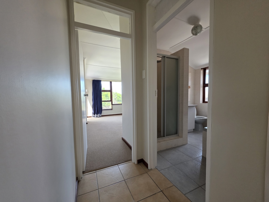 5 Bedroom Property for Sale in Bayview Western Cape